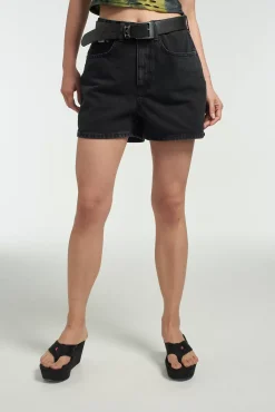 Skirts & Shorts^The Ragged Priest Mom Short Black