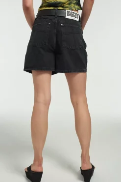 Skirts & Shorts^The Ragged Priest Mom Short Black
